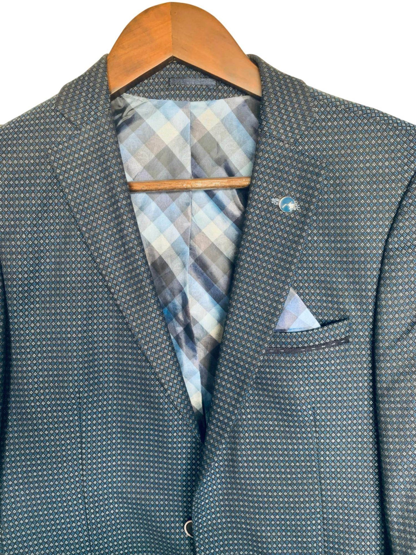 Carlos Amorin - Men Wool Sport Blazer - Rack Hunt -