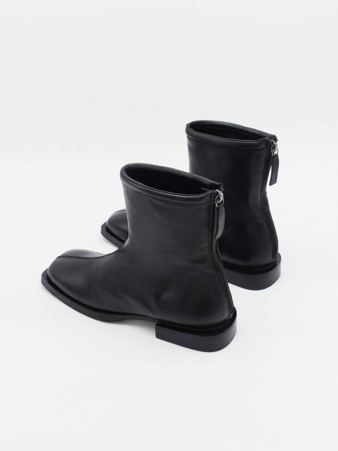 About Arianne - Women's Dean Boot - Rack Hunt