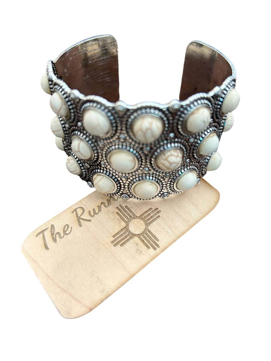 The Runnin' Iron - Beautiful Chunky Cuff Bracelet - Rack Hunt -
