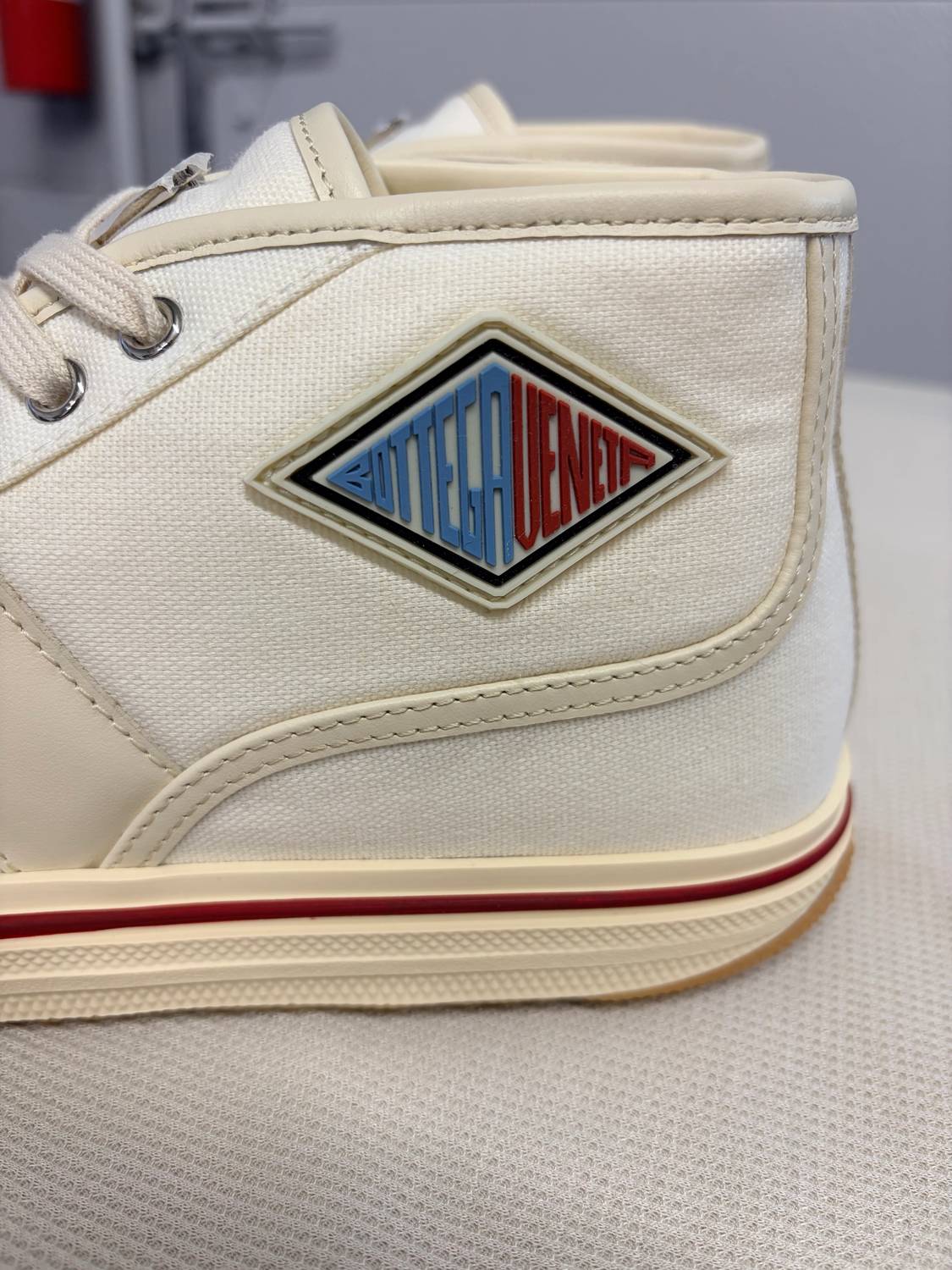Women's Retro Mid-top Platform Lace Up Sneakers