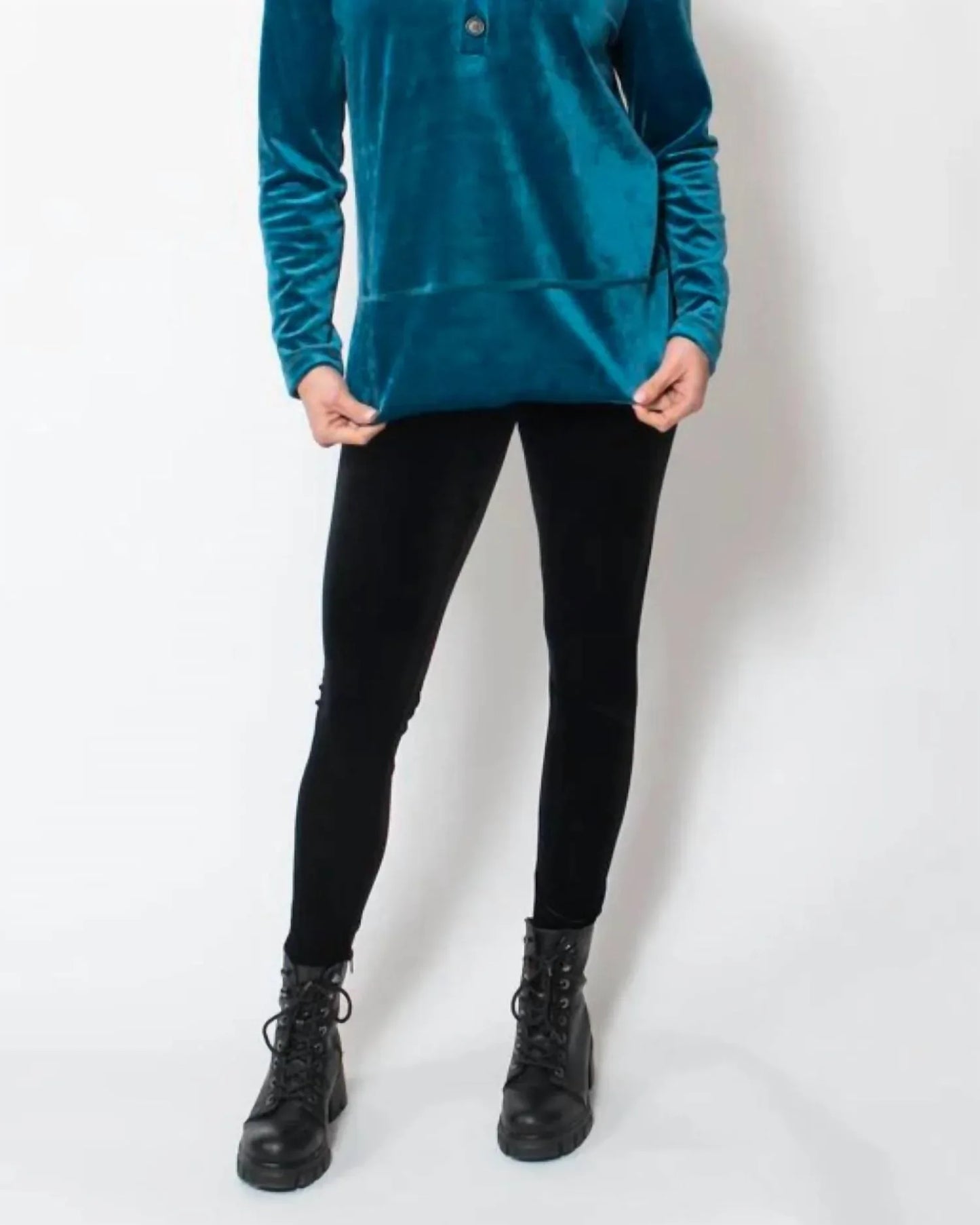 SNO SKINS - Ultra-soft Microfleece Leggings - Rack Hunt