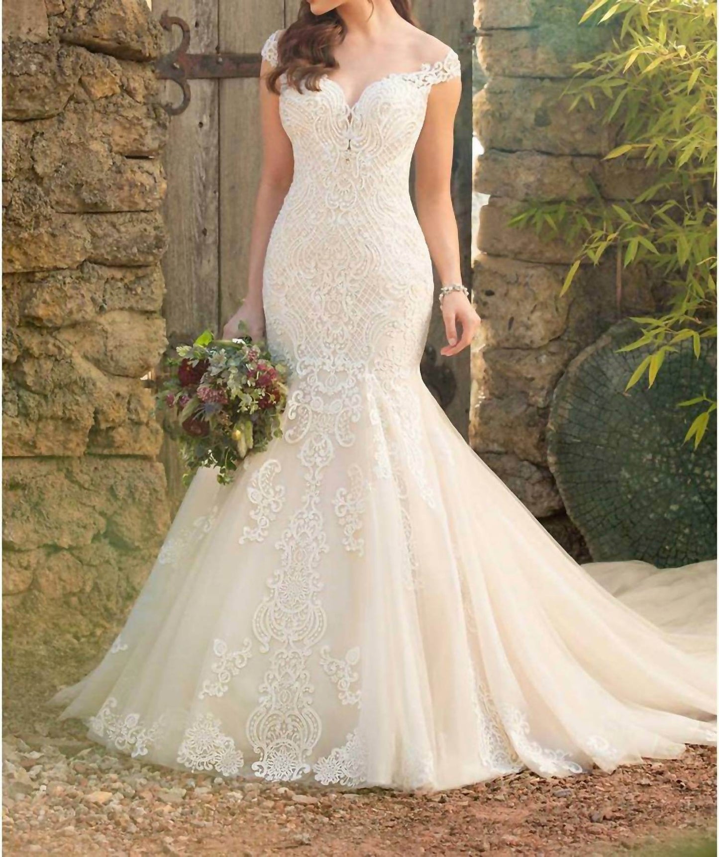 Essence of Australia - Mermaid Wedding Dress - Rack Hunt -