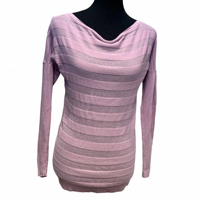 Women's Long Sleeve Scoop Neck Sweater