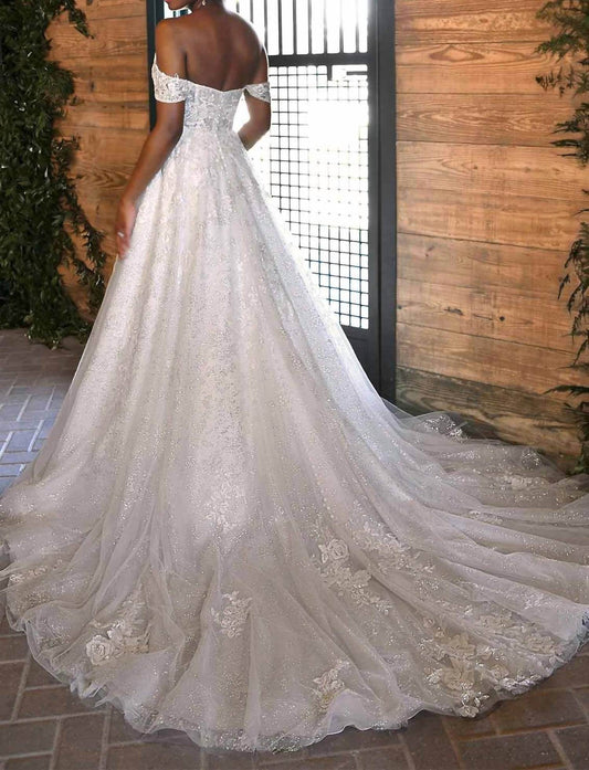 Essence of Australia - Lace Sweetheart Neckline Wedding Dress - Rack Hunt -