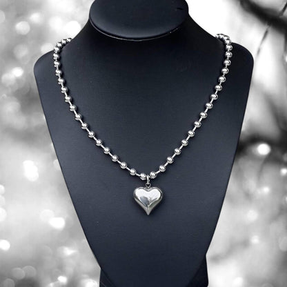 Women's Hatti Heart Necklace