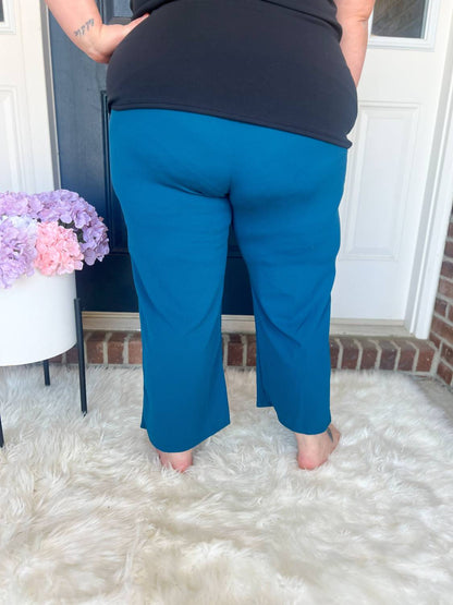 Lucy Wide Leg Stretchy Crop Pants