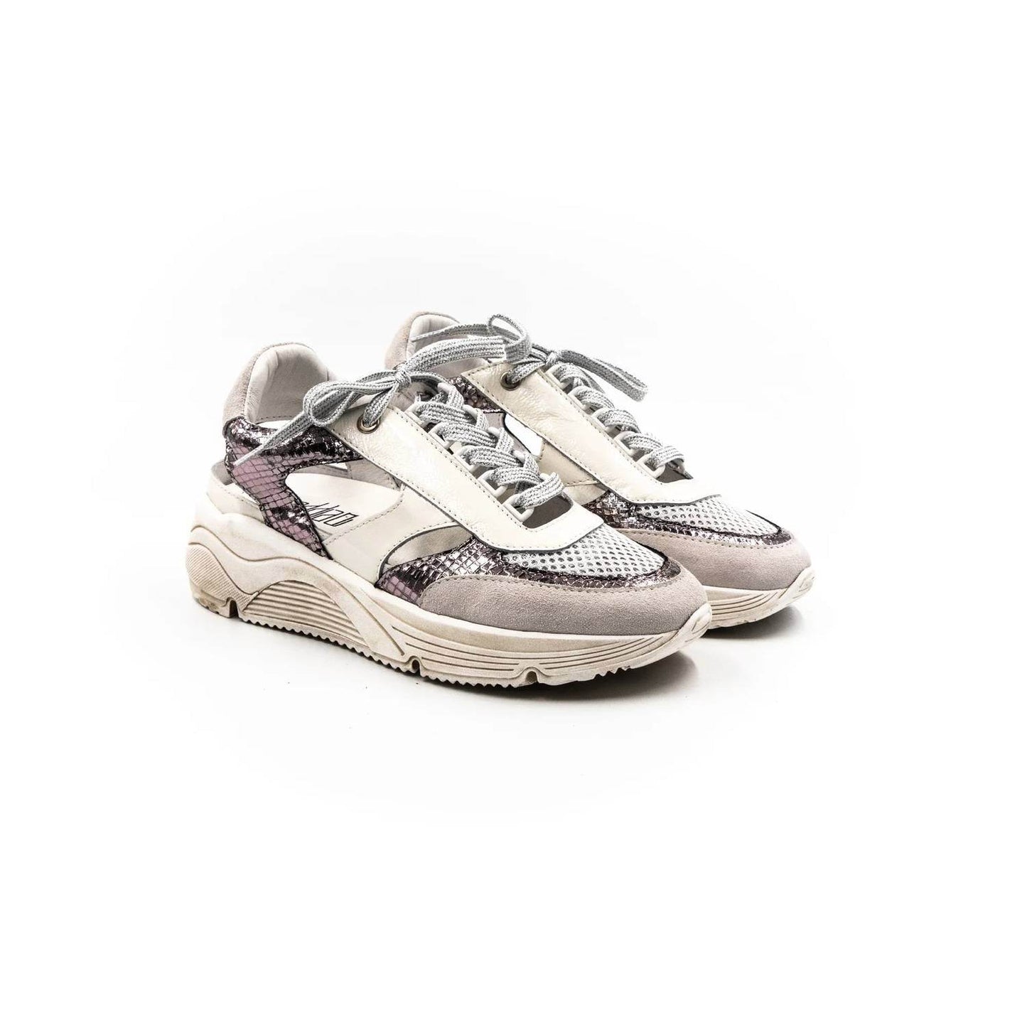 Vaddia - Women's Bose Sneaker - Rack Hunt