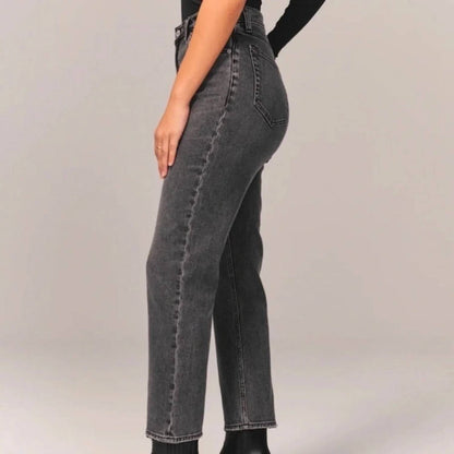Curve Love Ultra High Rise Ankle Straight Jeans