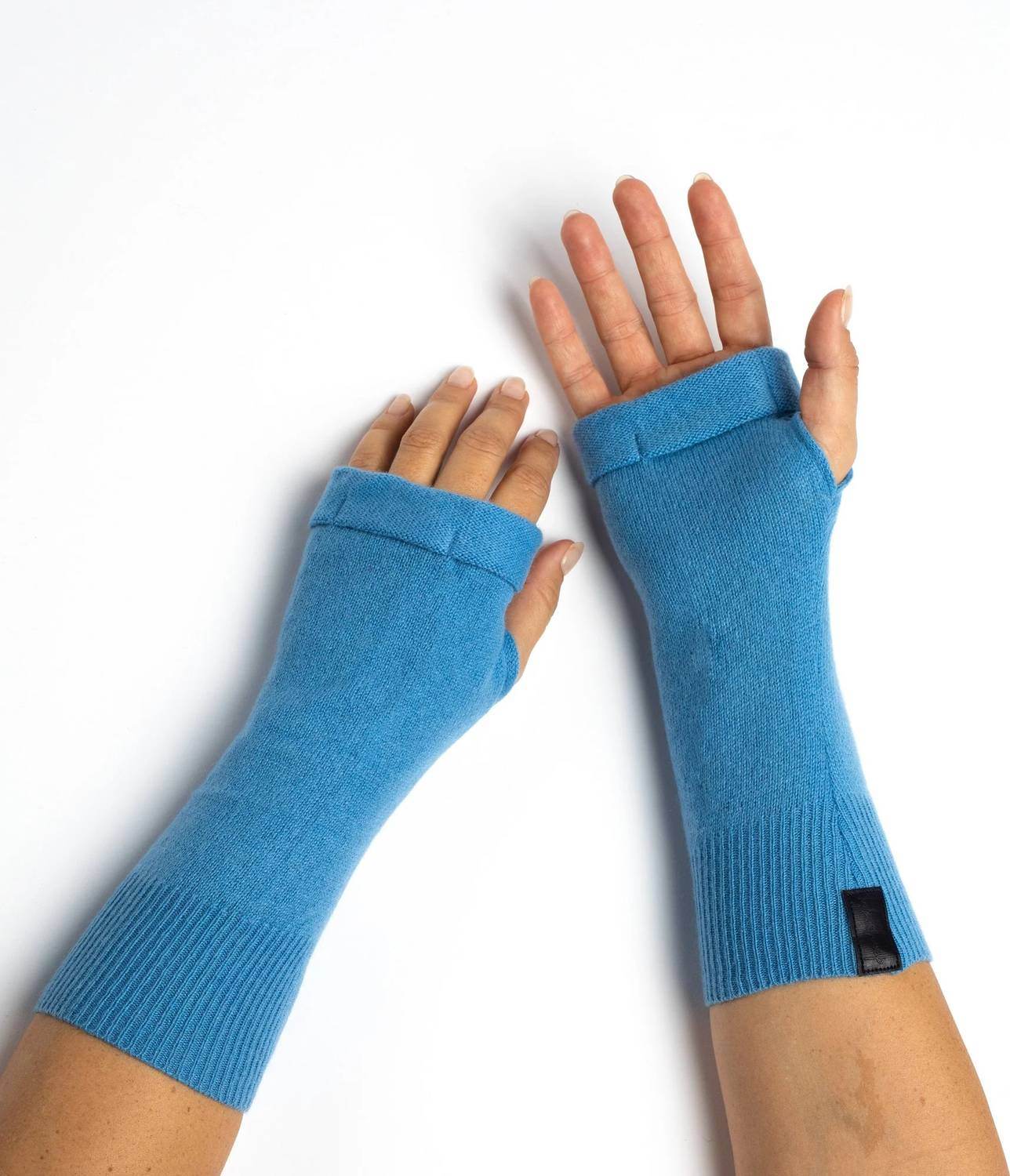 B.B. Sheep - Cashmere Fingerless Gloves - Rack Hunt