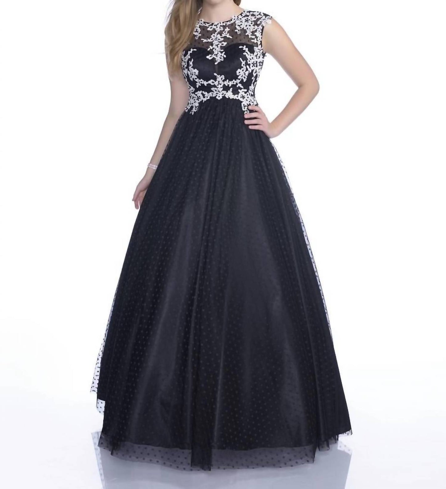 Crewneck Sleeveless Maxi Dress