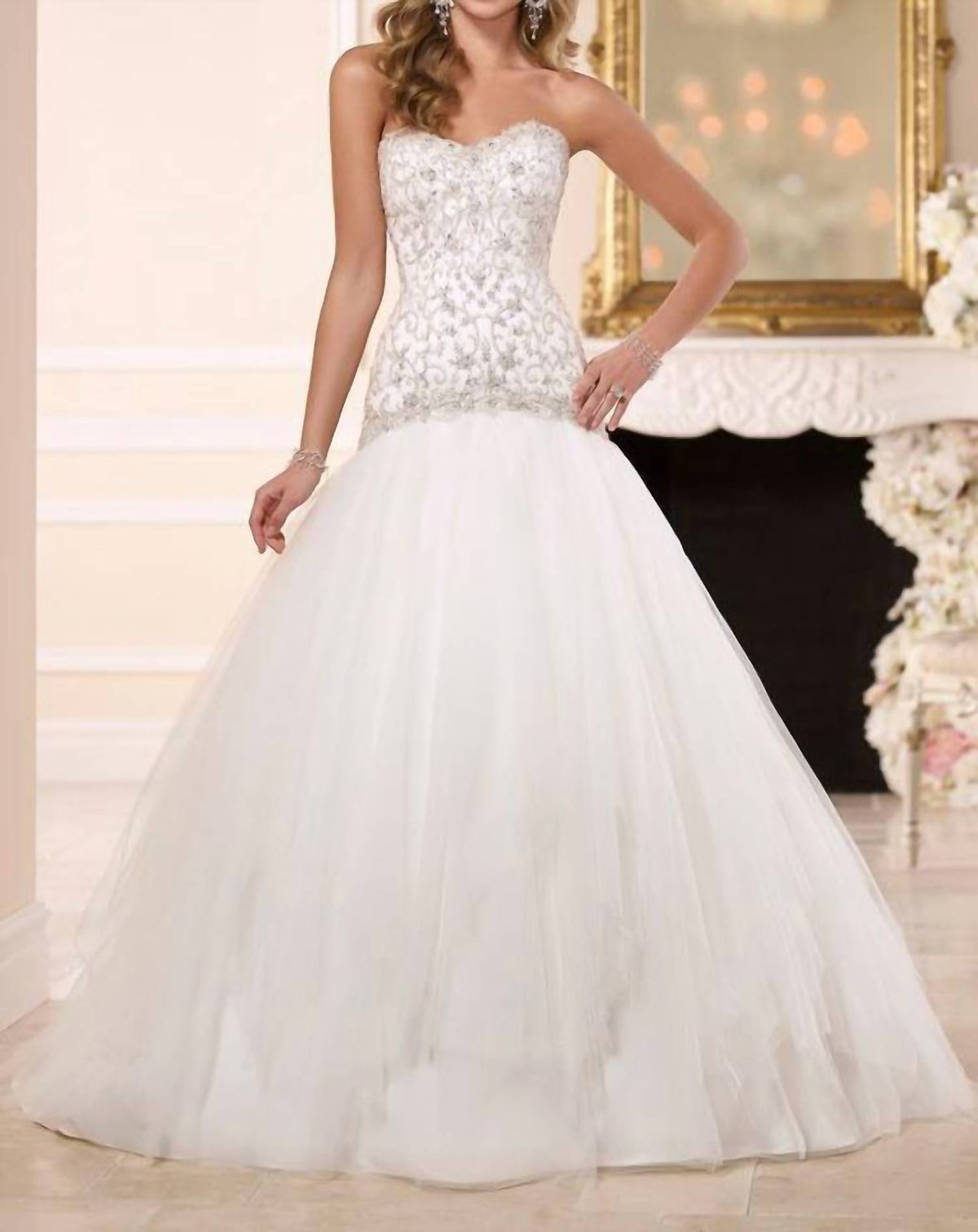 Fit-and-flare Wedding Dress