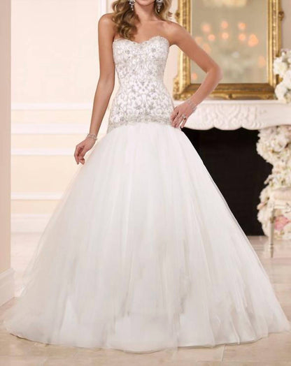 Fit-and-flare Wedding Dress