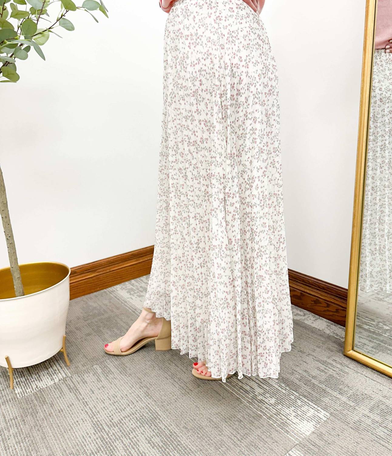 Floral Pleated Maxi Skirt