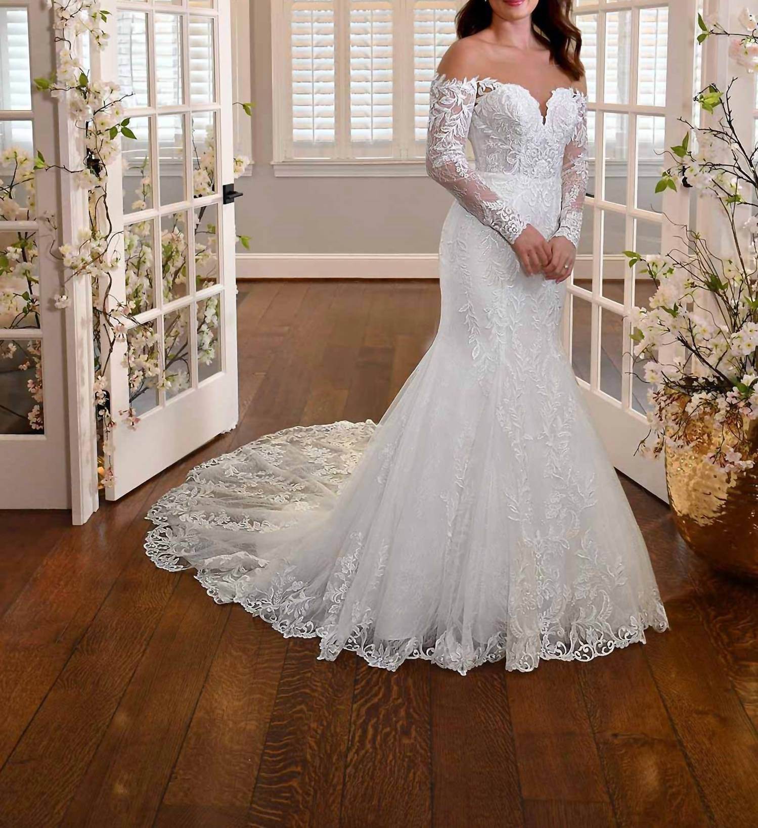 Essence of Australia - Long-sleeve Fit-and-flare Wedding Dress - Rack Hunt