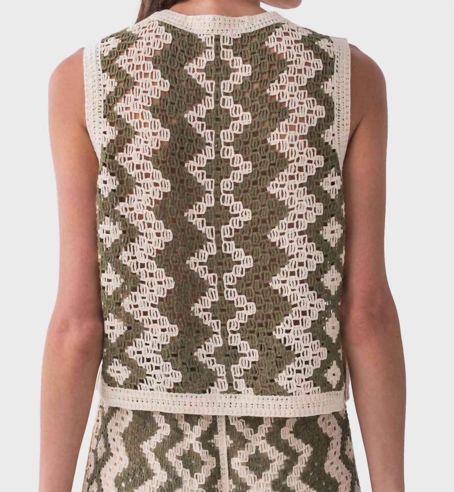 RD International - Crochet Button Vest - Rack Hunt -