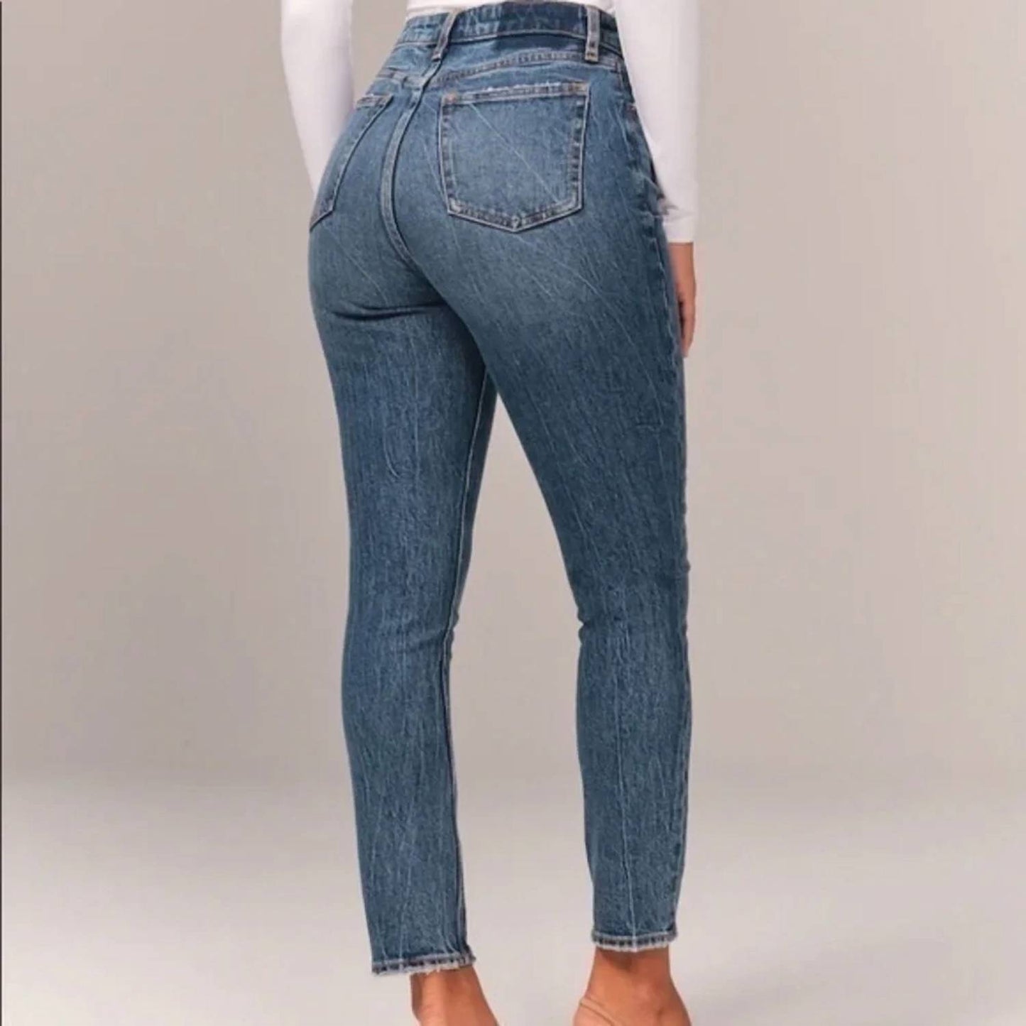 Women's Ankle Straight Jeans