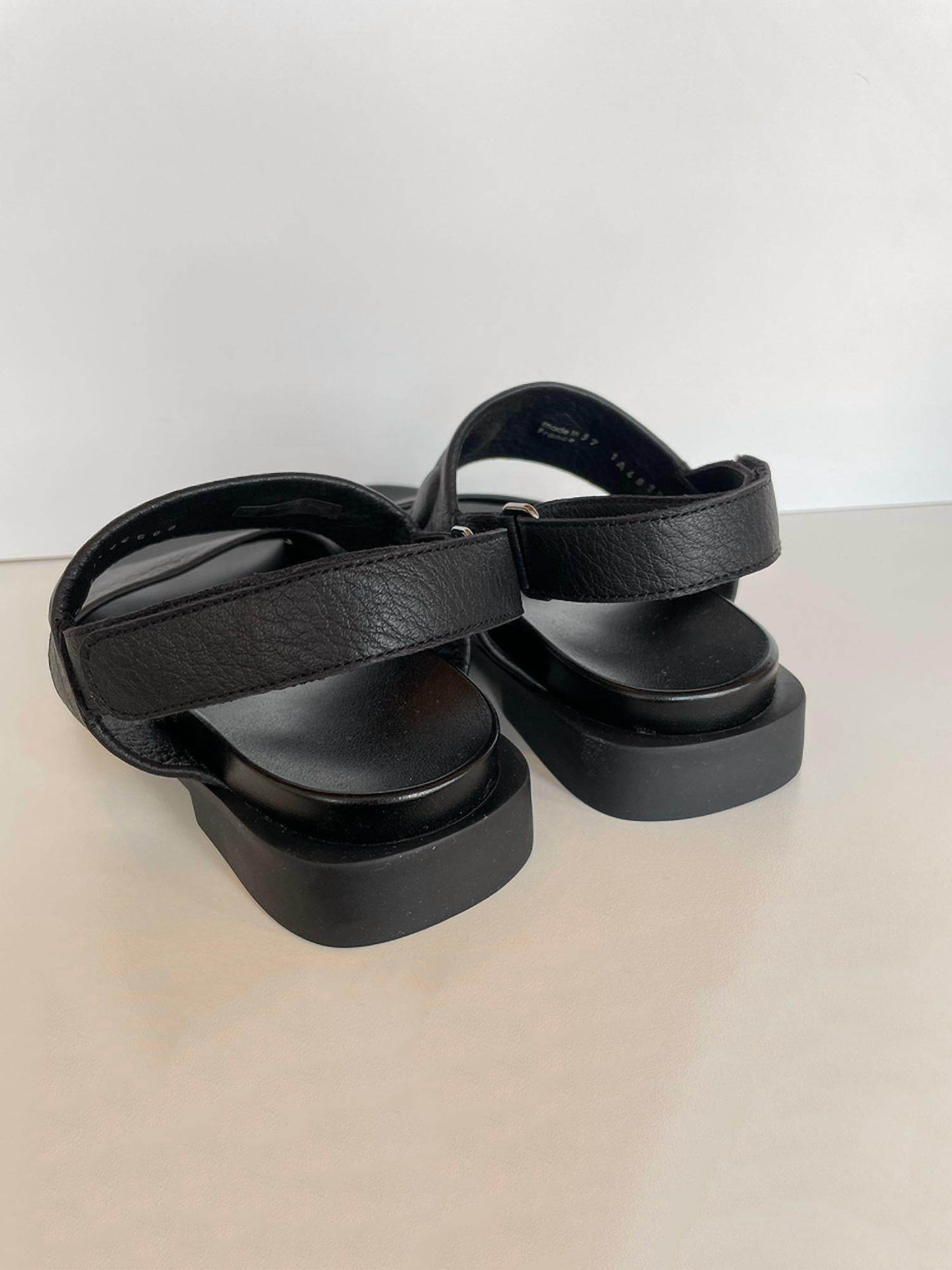 Arche - Women's Makbow Sandal - Rack Hunt -