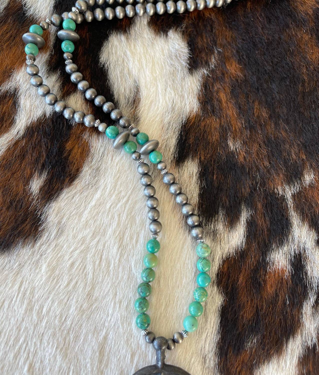 Women's Faux Pearl Turquoise Naja Necklace