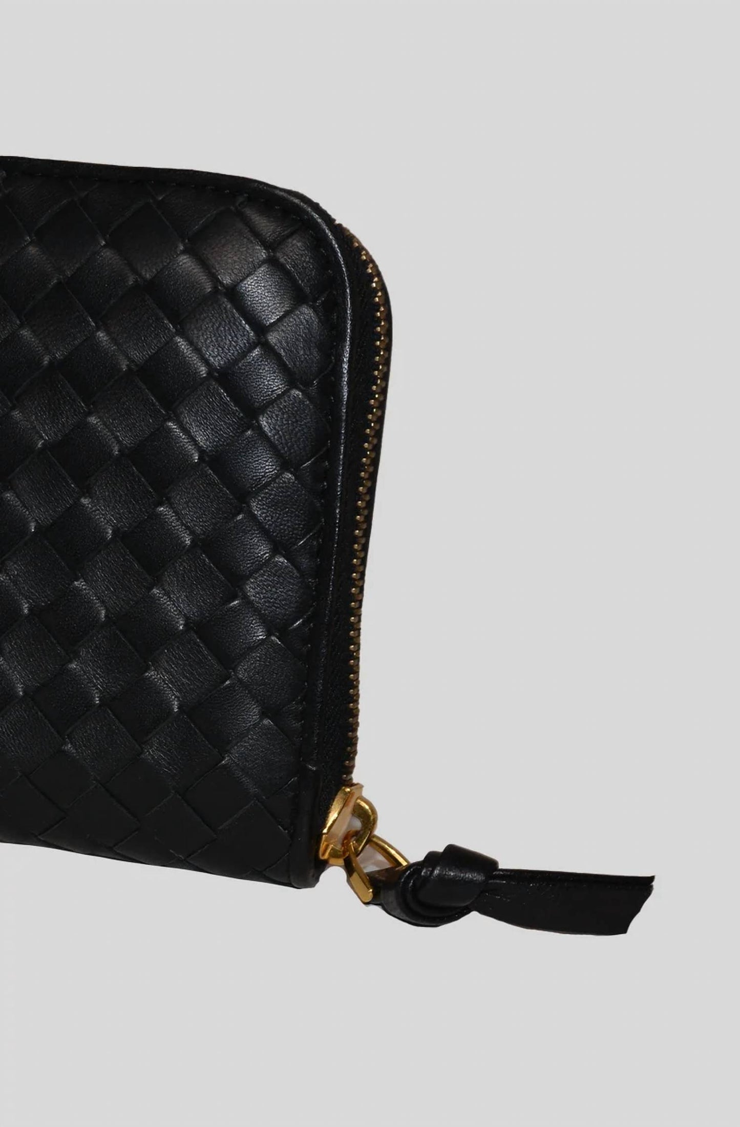 Women's Intrecciato Leather Wallet