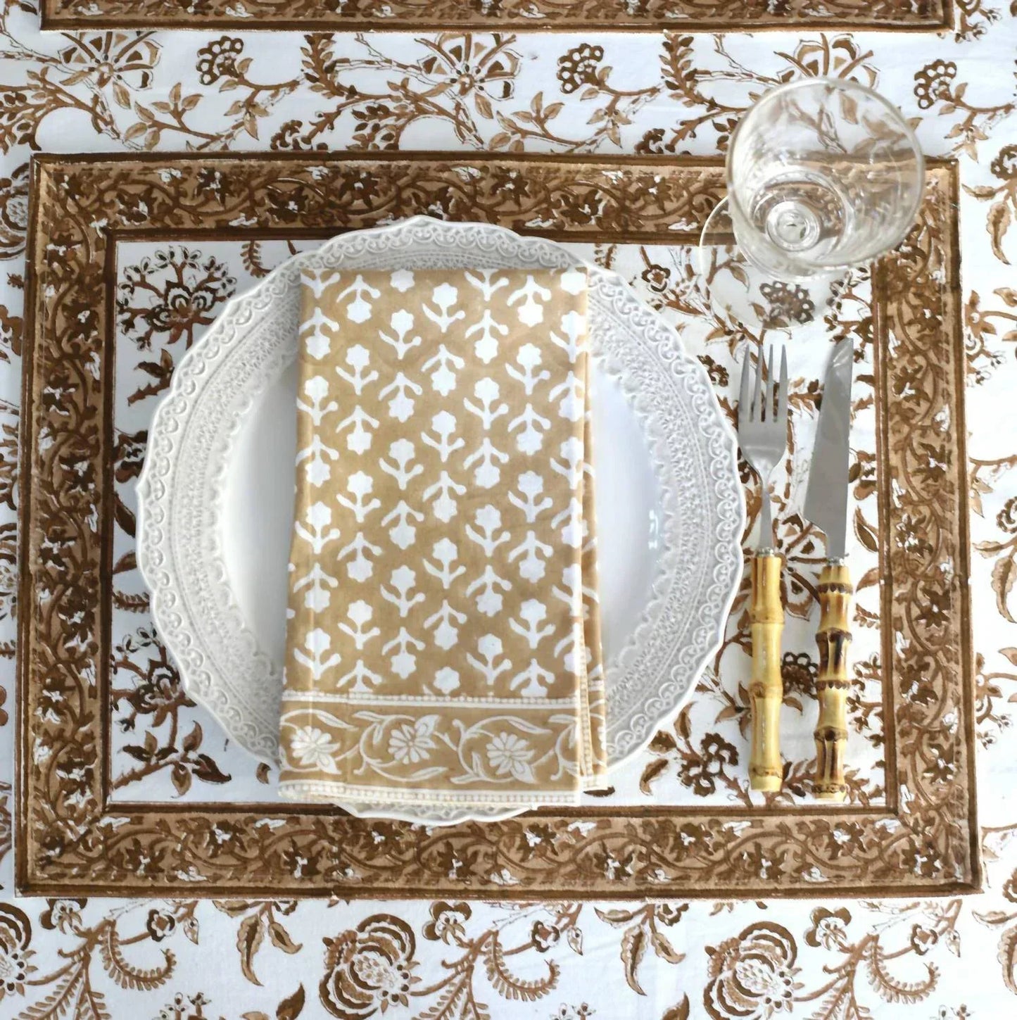 Pacific & Rose Textiles - Lilibet Mocha Placemats — Set Of Four - Rack Hunt