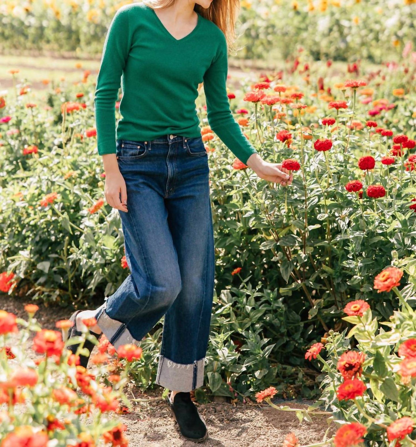Olivia Cashmere Fitted V-neck Sweater