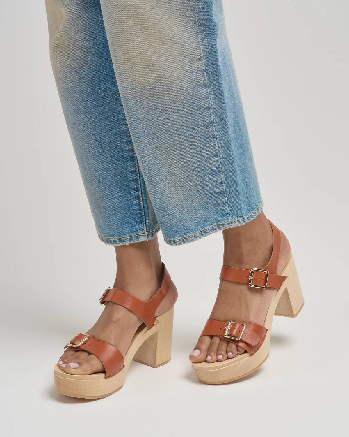 Women's Cuir De Vachette Pleine Fleur Heeled Clog