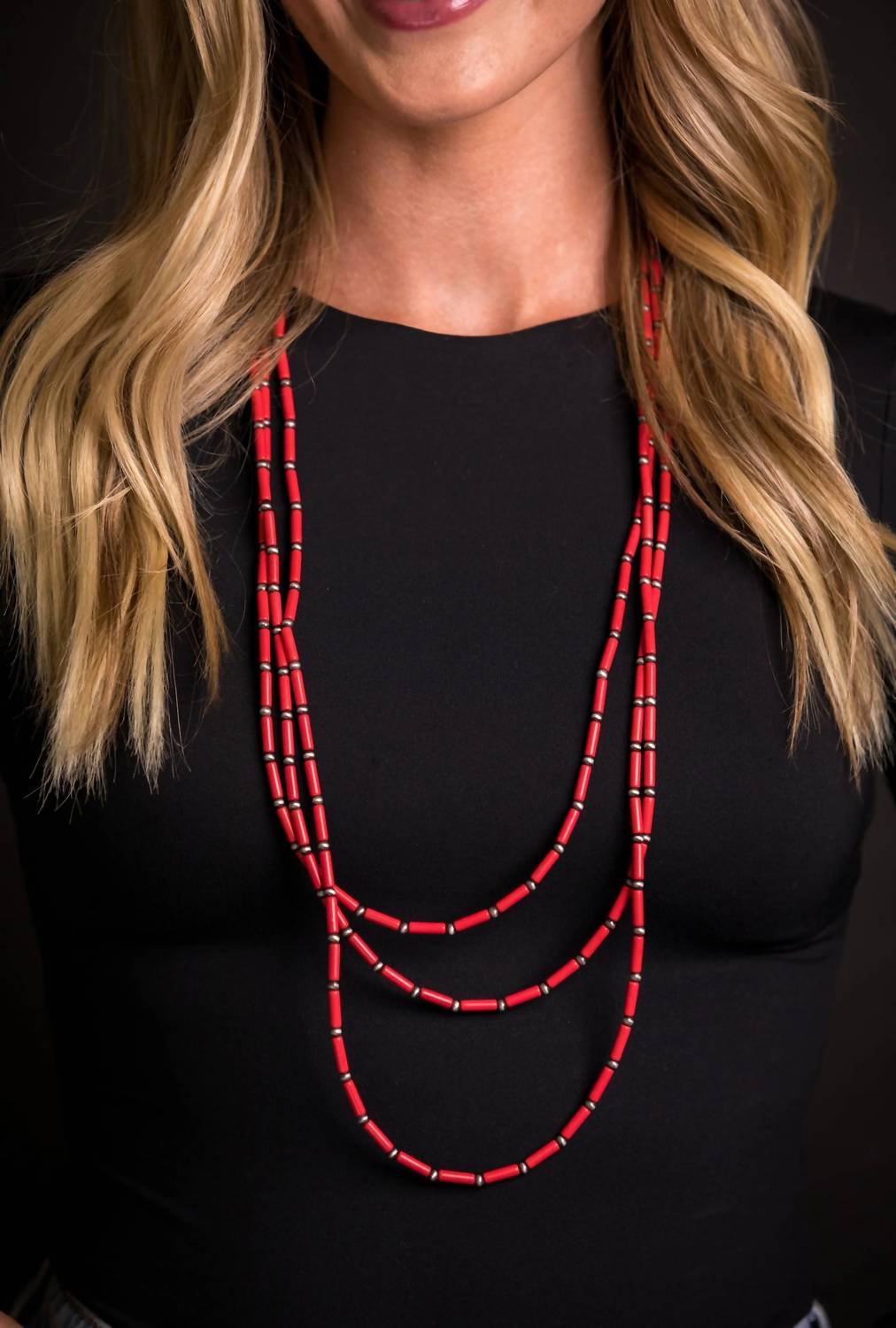 Women's Dusty Necklace