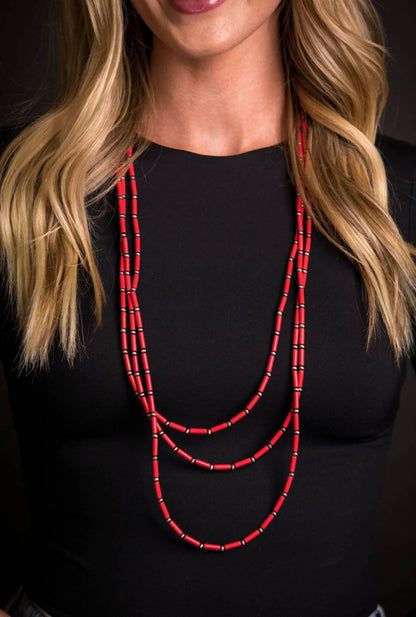 Women's Dusty Necklace