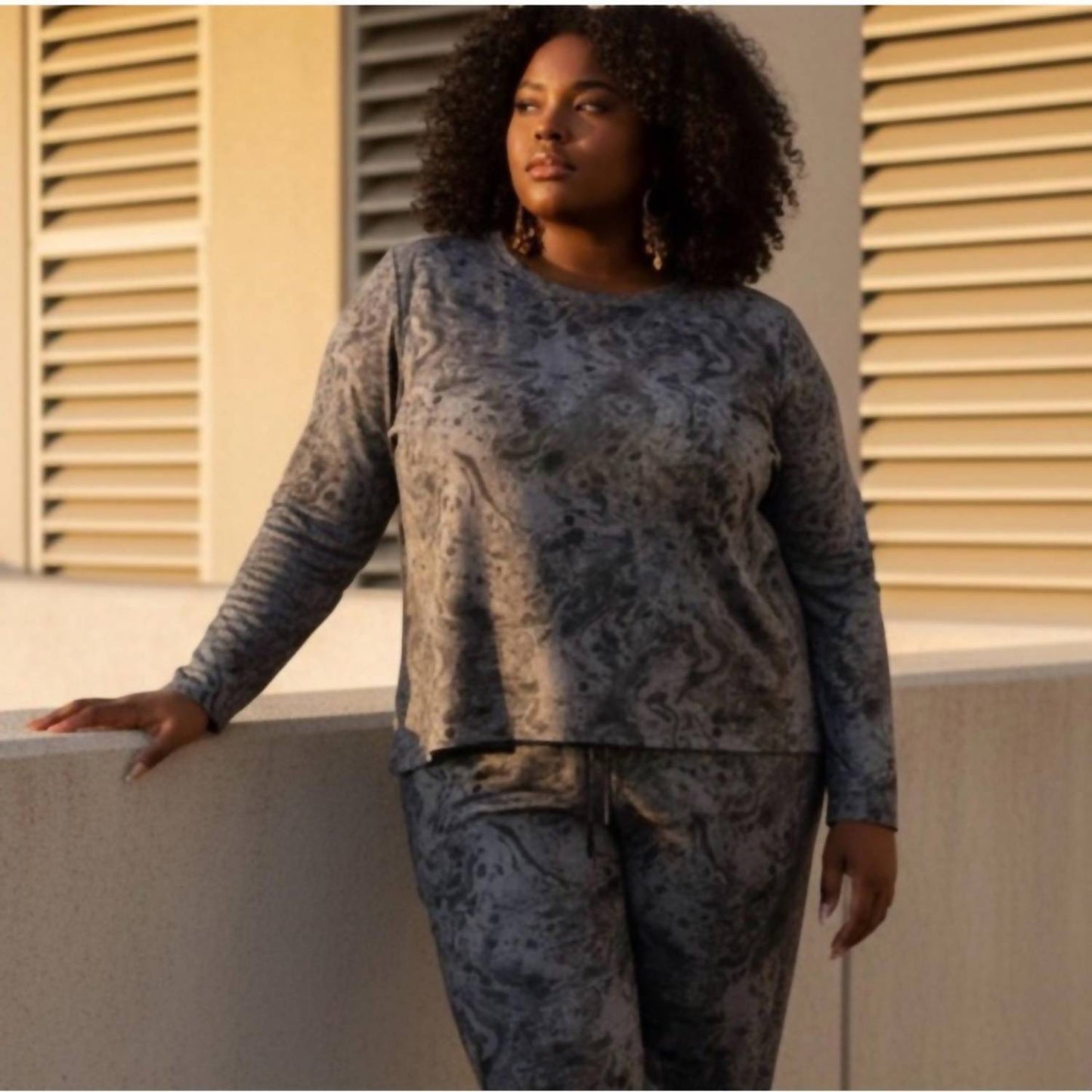Swirl Long Sleeve Top