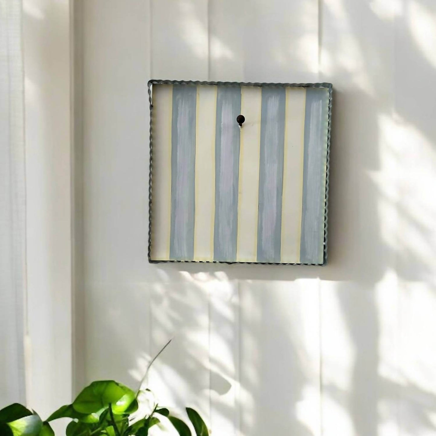 Round Top - Grey & White Charm Display - Rack Hunt -