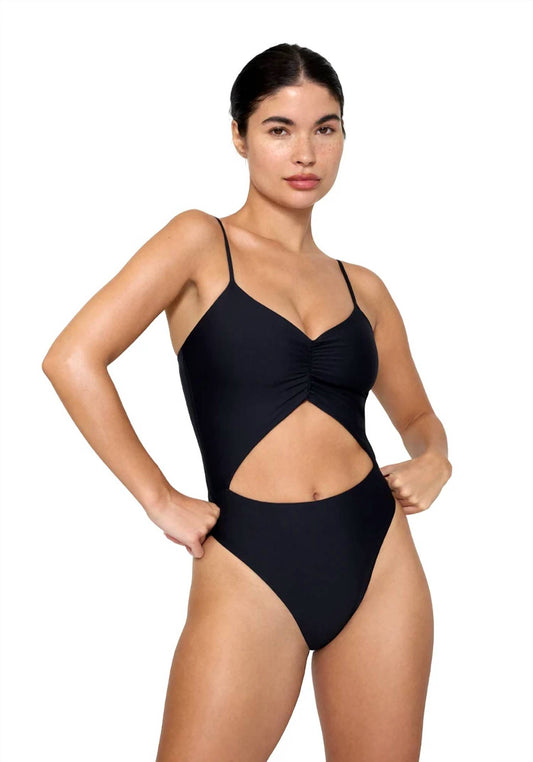 Dallas One Piece