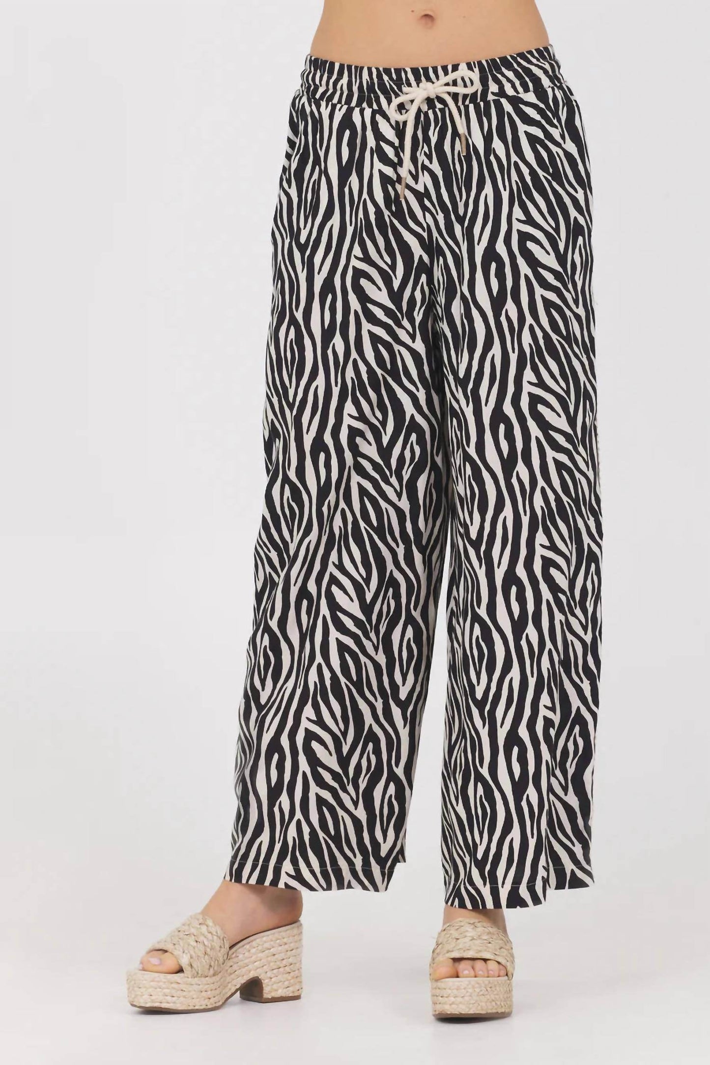 Melrose - Animal Print Wide Leg Pants - Rack Hunt -
