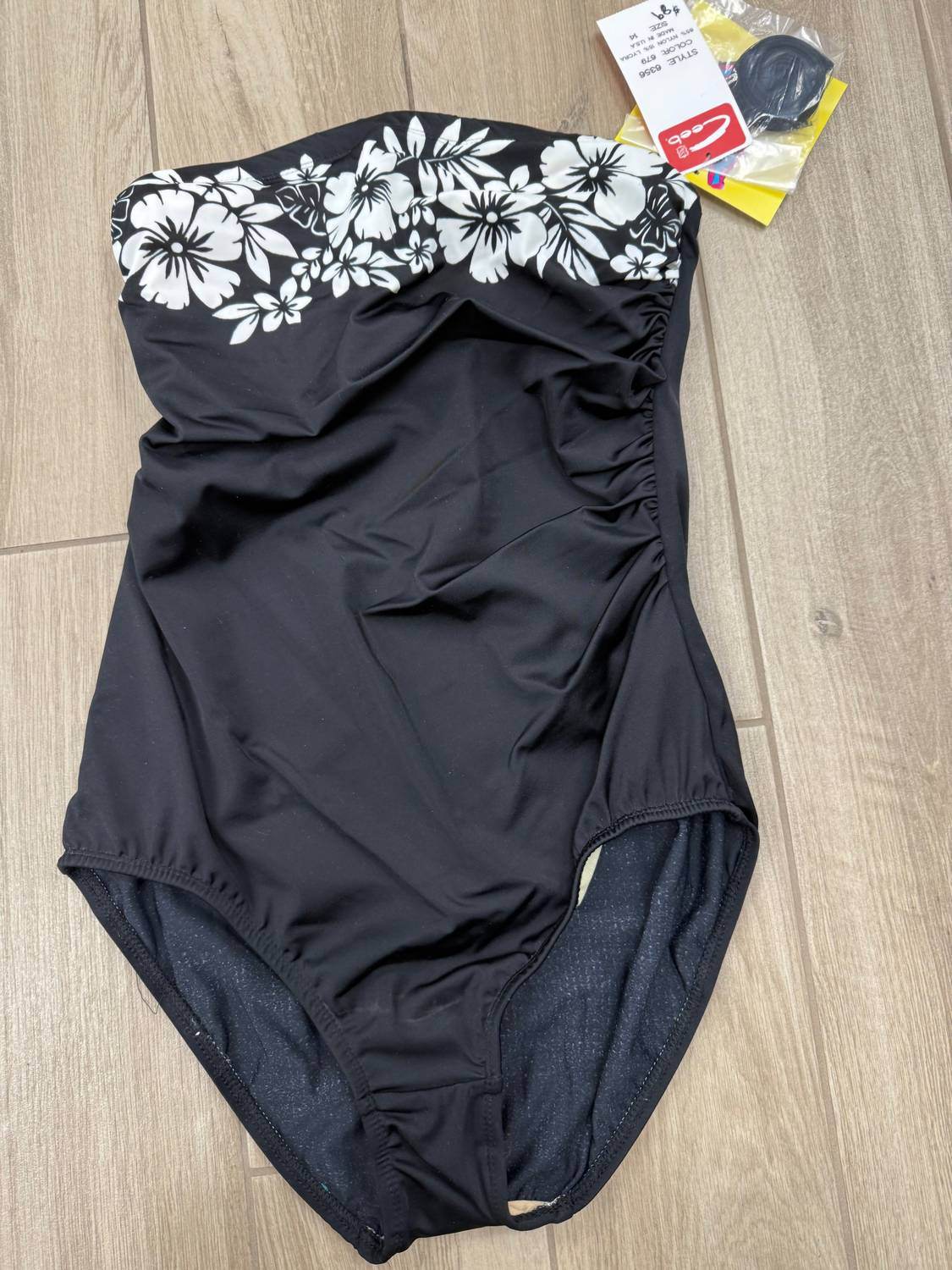 Ceeb USA - Women's Floral Print Strapless One-piece Swimsuit - Rack Hunt -