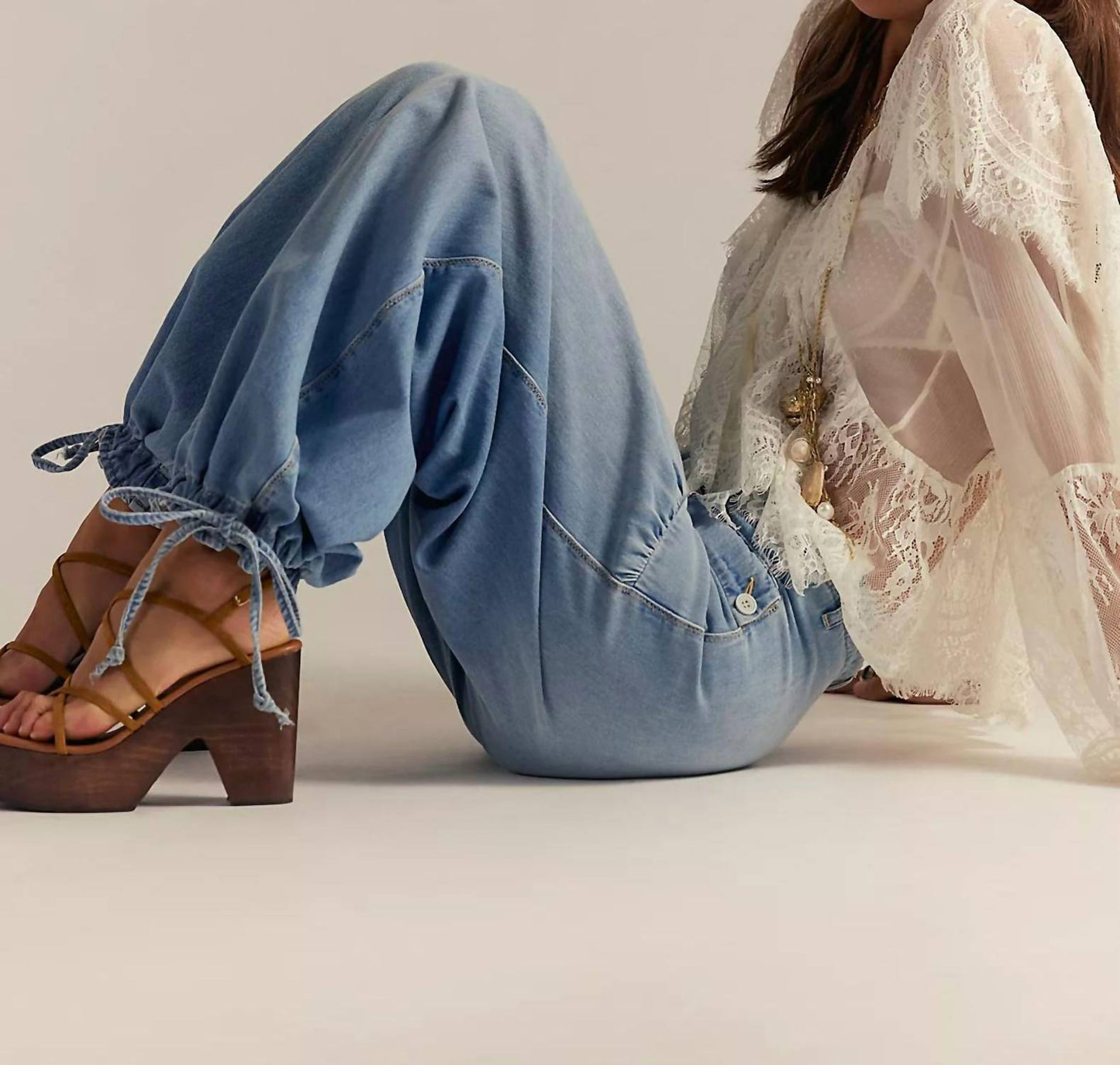 Lotus Jean