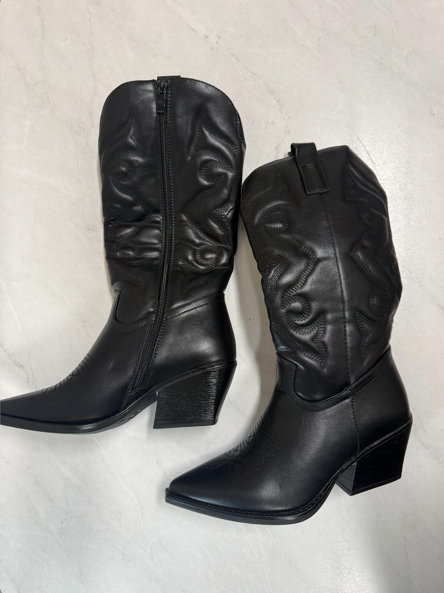 Women's Mid Calf Cowboy Boots