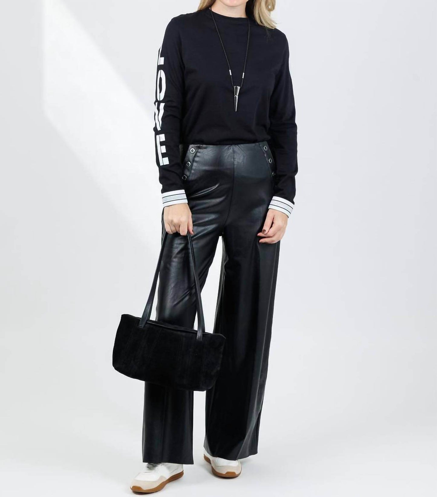 Suzy T - Women's Amelia Love Long Sleeve Top - Rack Hunt