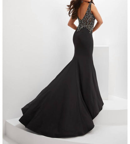 Sleeveless Sweetheart Neck Panoply Gown