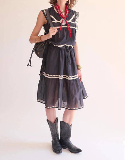 Roleo Dress