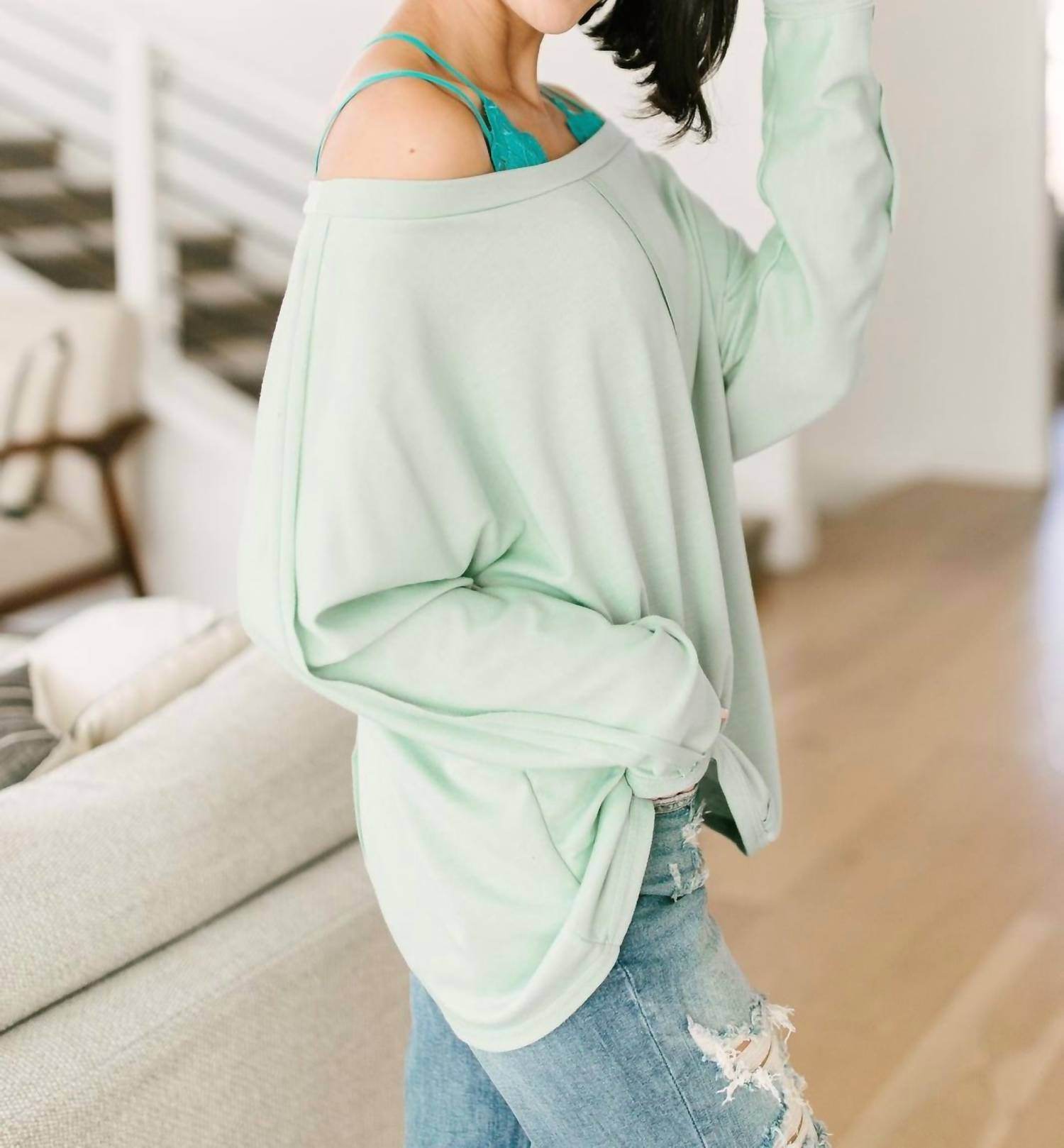 Ave Shops - CENTER STAGE SWEATER - Rack Hunt -