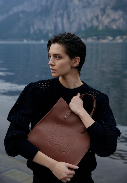 Women's Essential Medium Tote Bag
