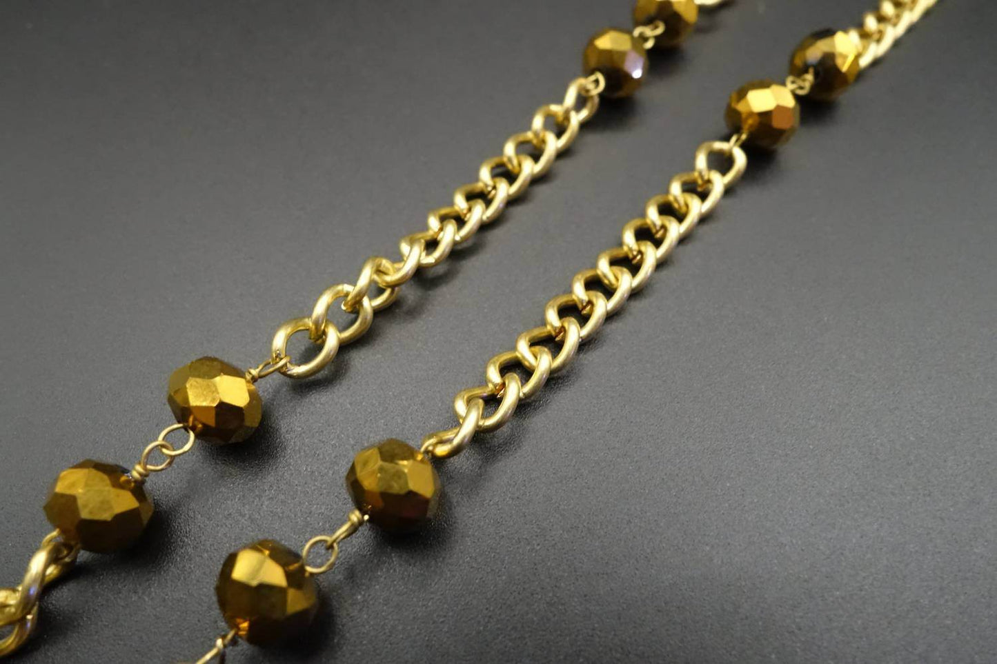 StandAwt - Women's Sunglasses Chain - Rack Hunt -