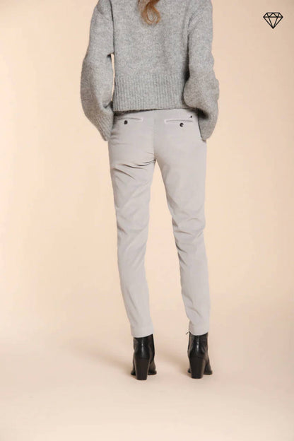 New York Slim Velvet Pant