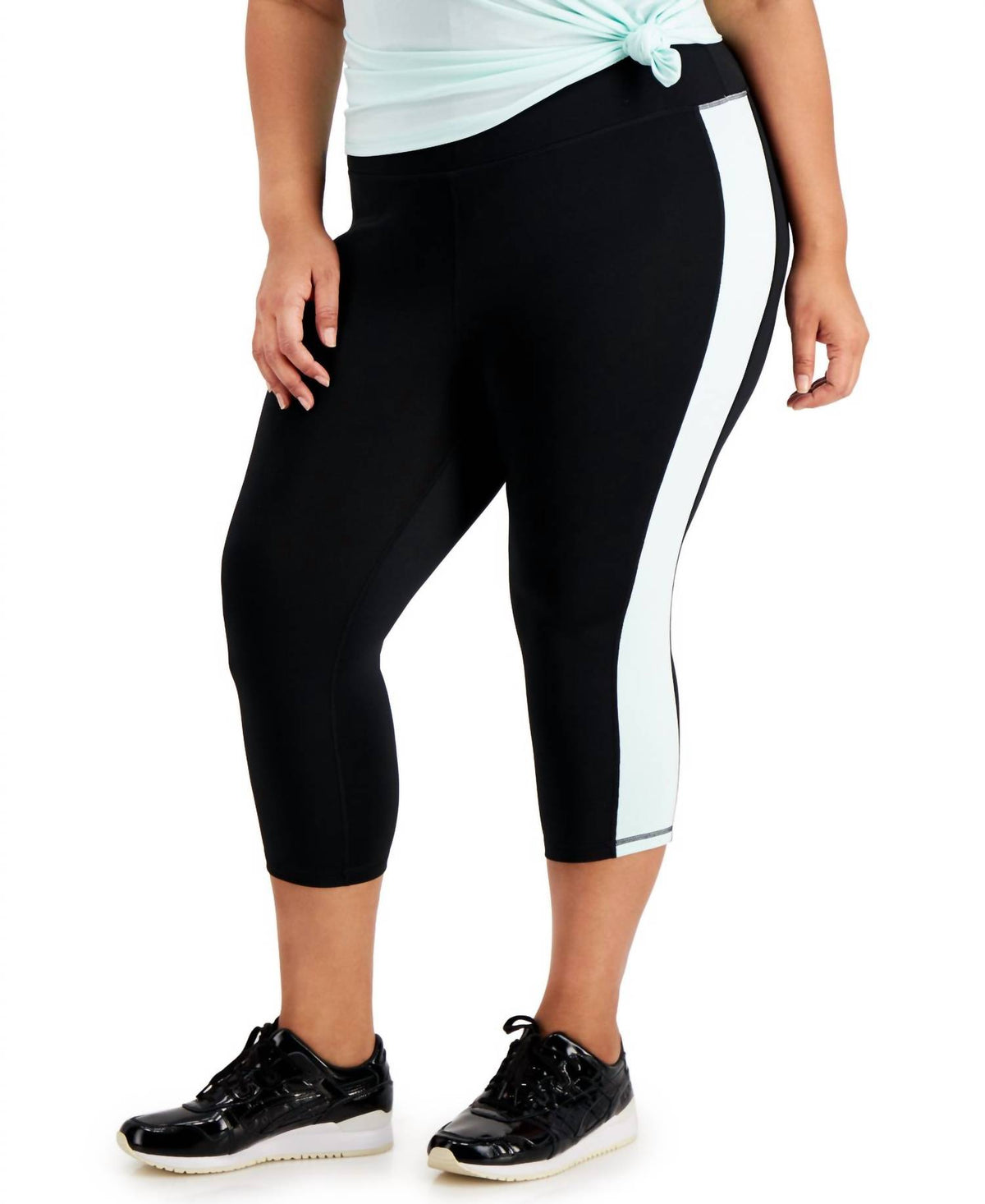 Women's Colorblock Capri Leggings - Plus