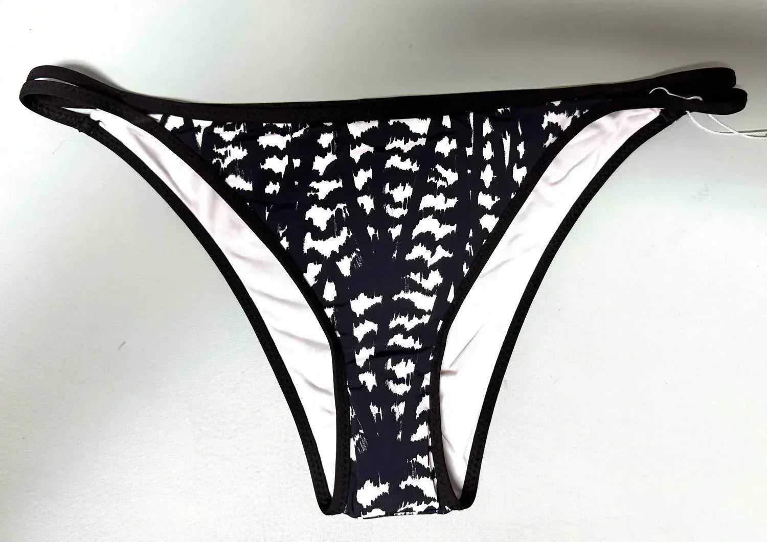 Radio Fiji - Women's Diamondhead Tao Swim Pant - Rack Hunt