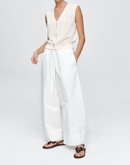 Foundations Vest
