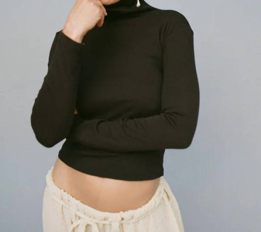 Turtleneck Long Sleeve Bellevue Tee