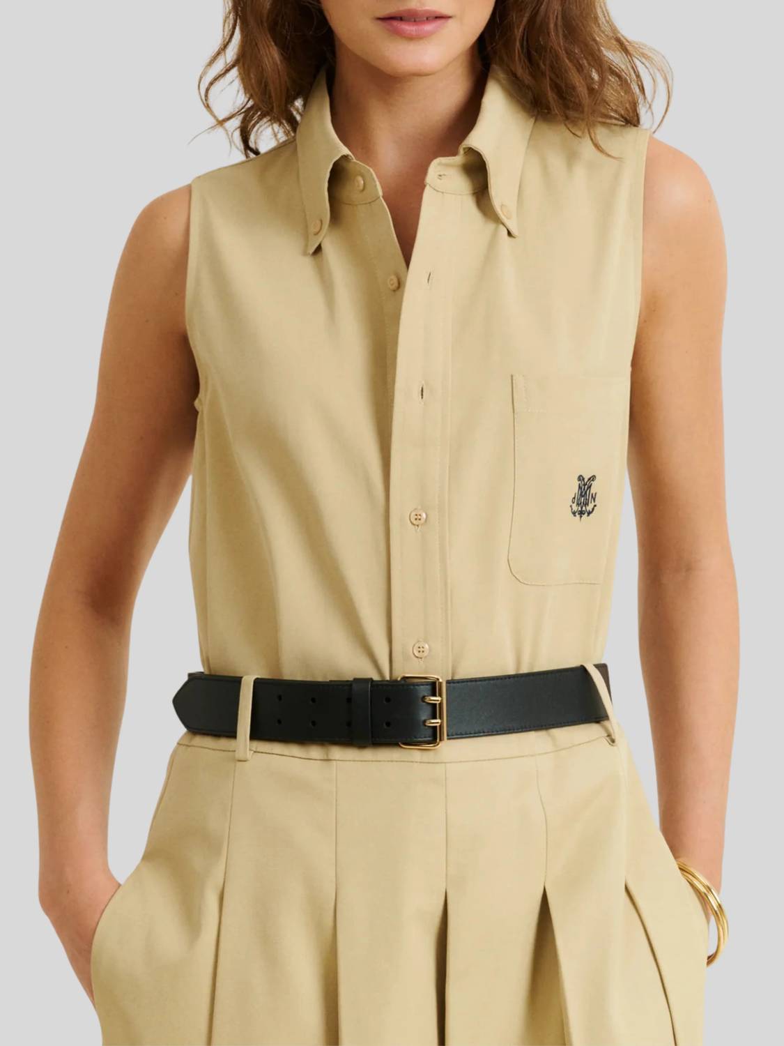Elena Sleeveless Button Down Top