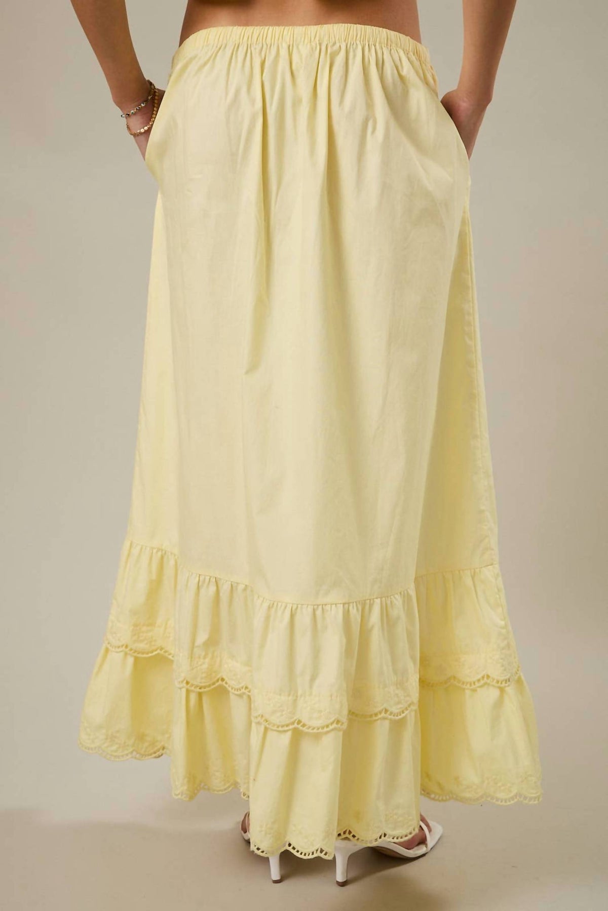 Elastic Waist Embroidered Scallop Hem Tiered Maxi Skirt
