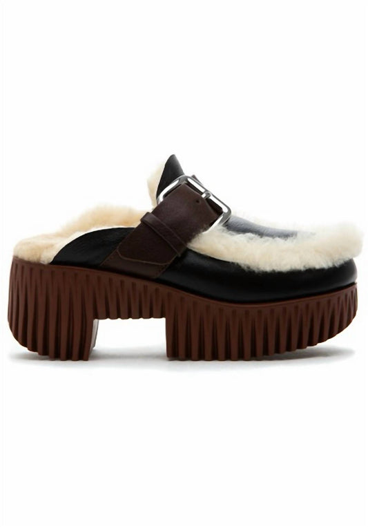 Women's Plia Amber Sandals