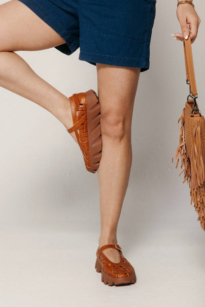 Women's Tura Lex Leather Platform Mary Jane Shoe